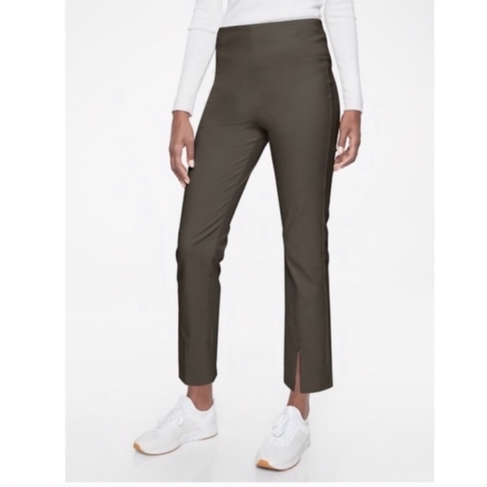 ATHLETA // SZ 8 // Wander Slim Ankle Pants with Slit Hem // retail $99
